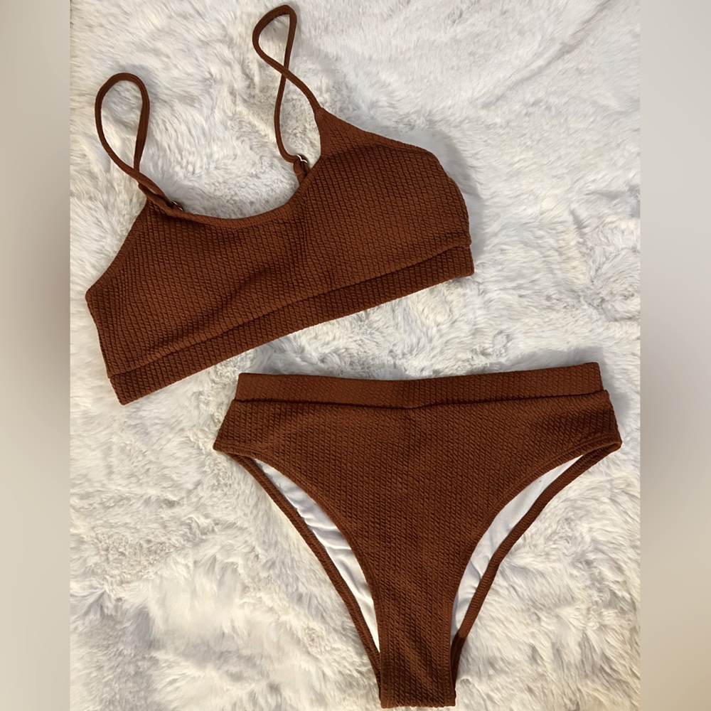 Amazon Bikini
